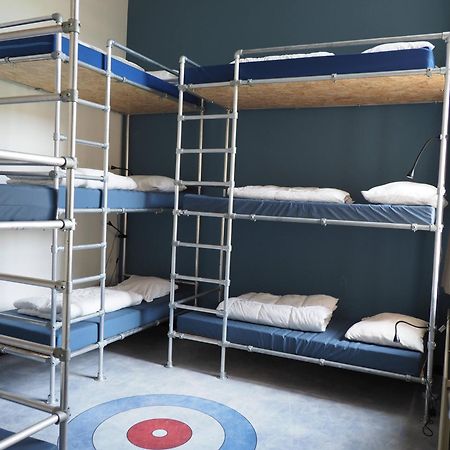 Hostel Roots 提耳堡 外观 照片