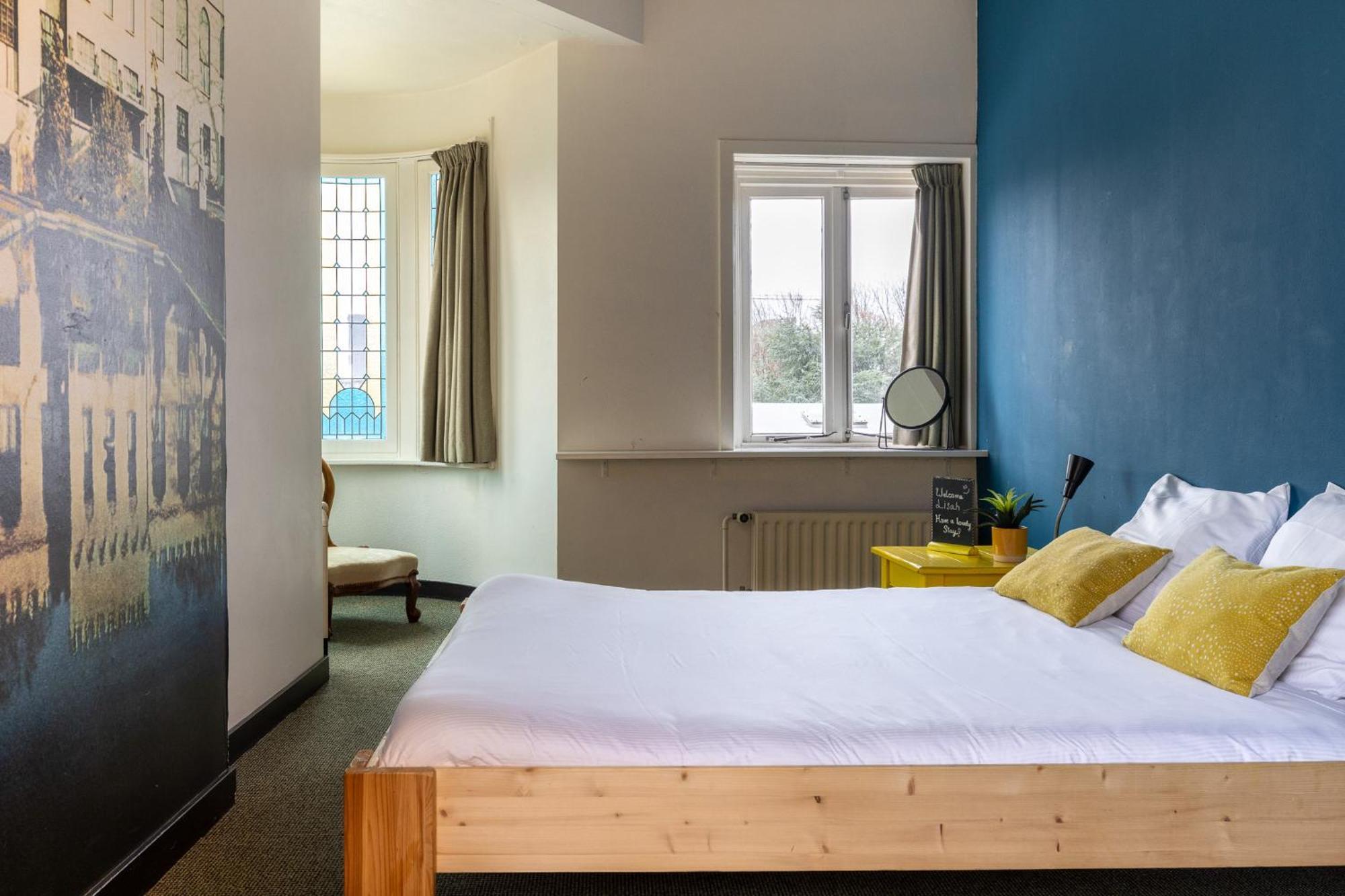 Hostel Roots 提耳堡 外观 照片